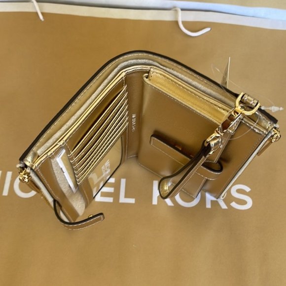 Michael Kors Jet Set Travel Large Double Zip Wristlet Wallet Pale Gold - Picture 10 of 16